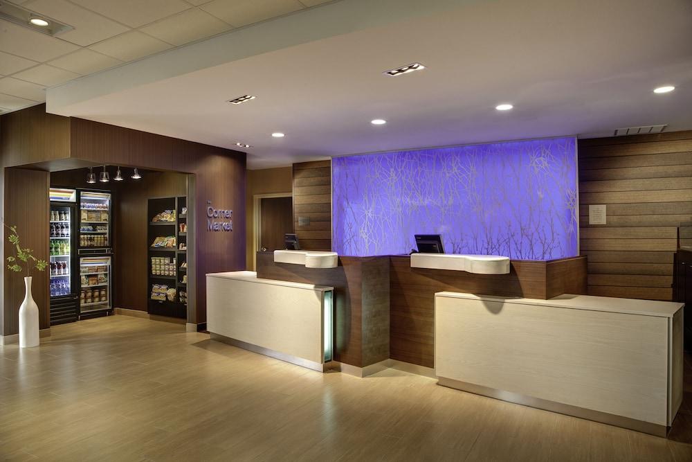 Fairfield Inn & Suites San Diego North/San Marcos photo 2