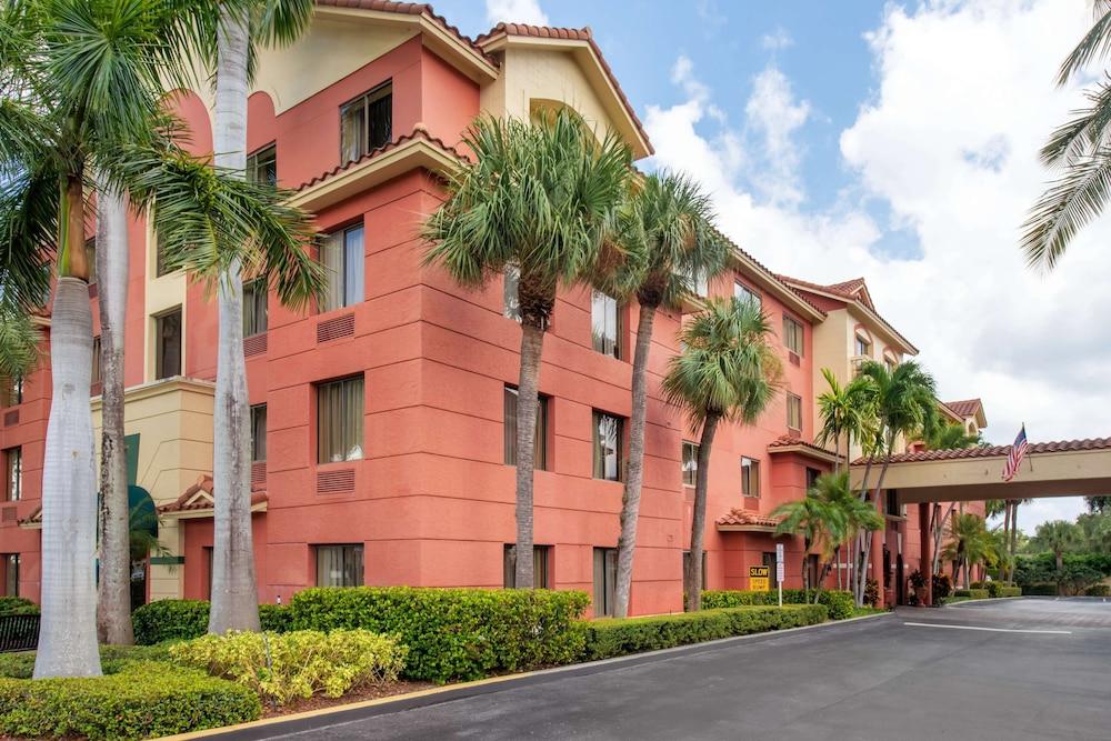 Best Western Plus Palm Beach Gardens Hotel & Ste & Conf Ctr photo 45