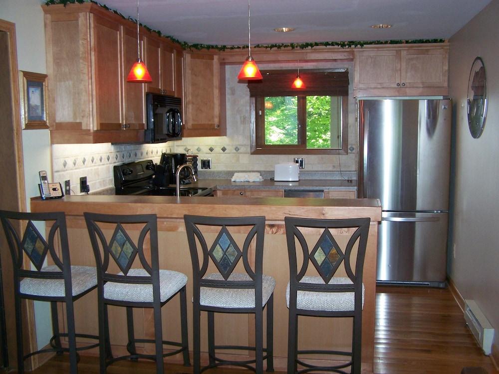 Sunset Condominiums photo 43