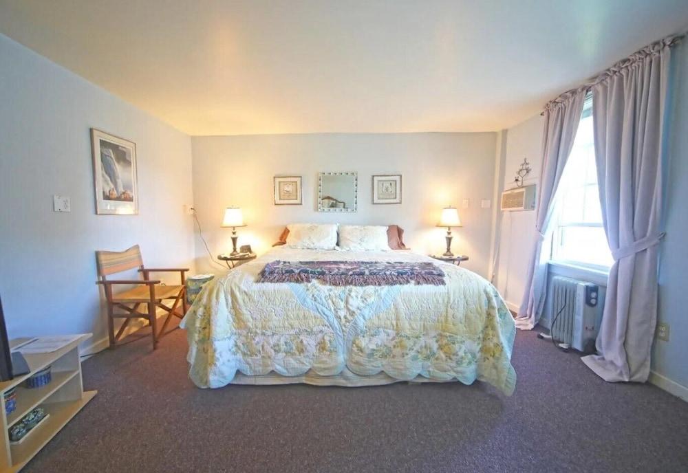 The Hayden Creek Inn photo 12