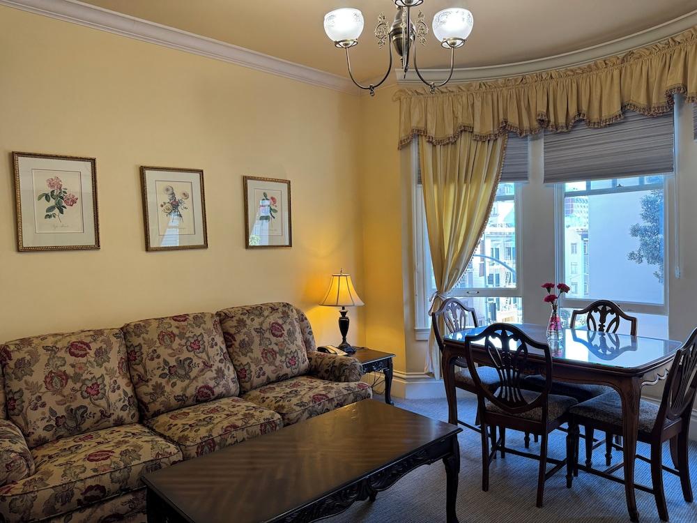 Nob Hill Inn photo 26