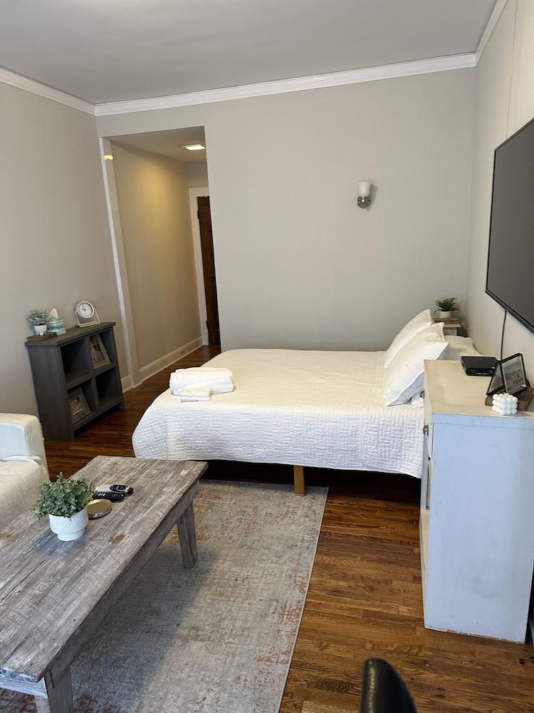 The Vurpillat Beachfront Hotel photo 47