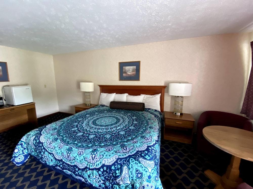 Economy Lodge photo 43