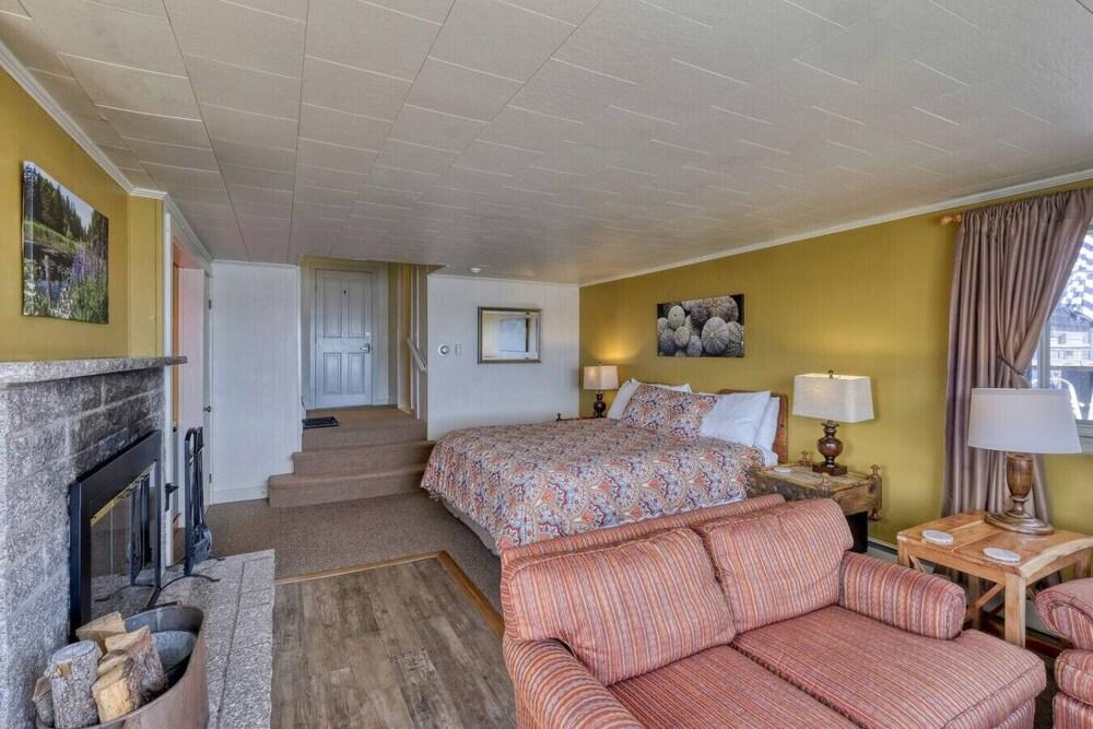Inn on the Harbor photo 25