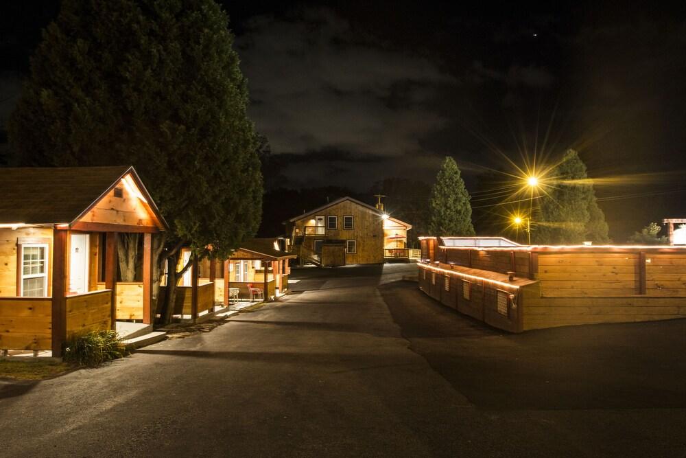 King Hendrick Motel photo 32