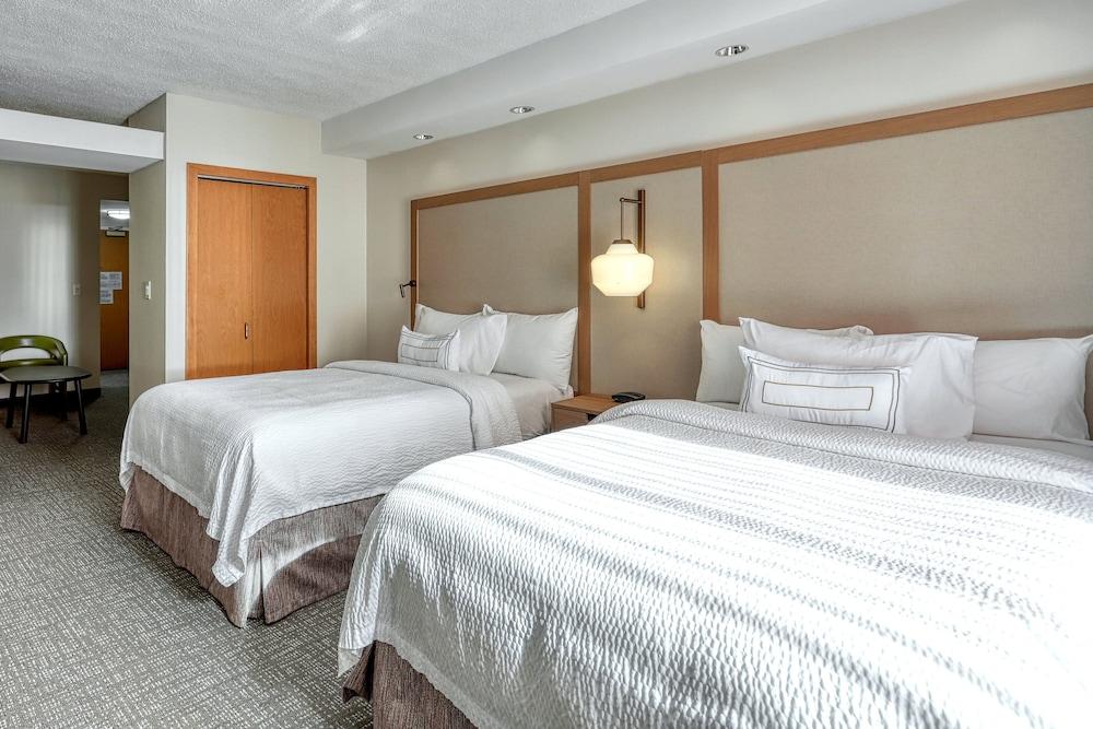 Fairfield Inn & Suites by Marriott Woodbridge photo 9