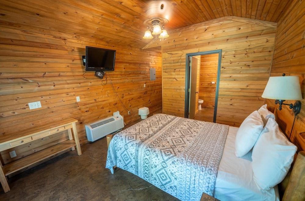 Fishtale Lodge photo 6