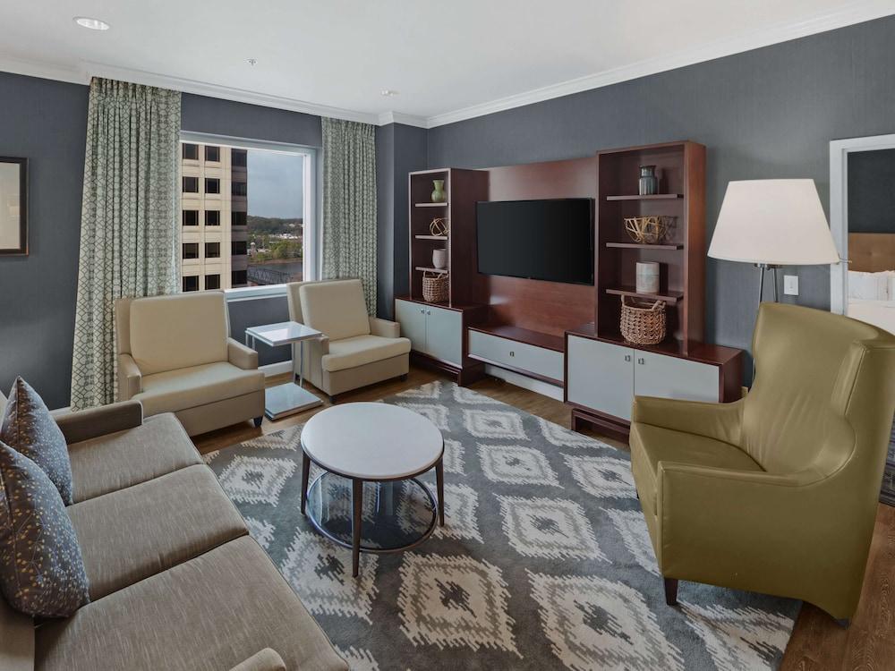 Hilton Harrisburg photo 14