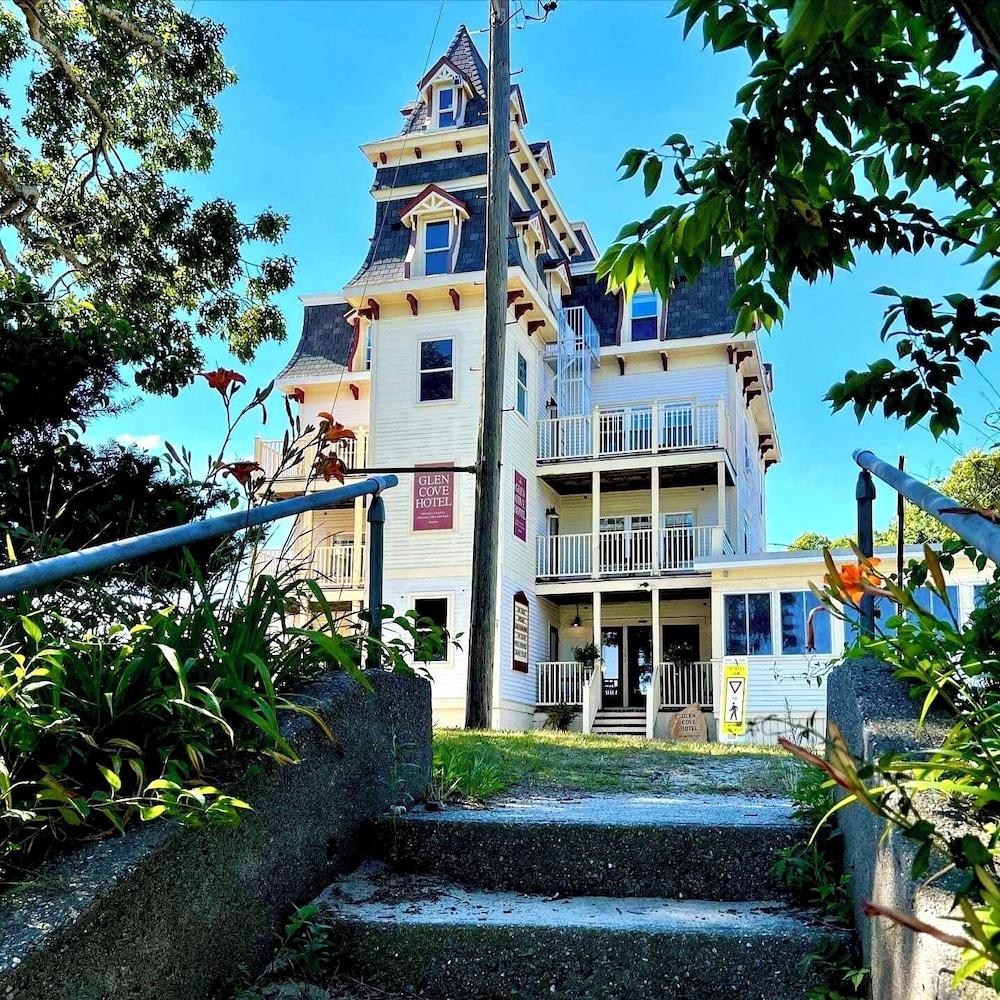 The Glen Cove Hotel & Restaurant photo 1
