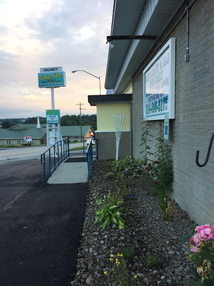 Lake Inn and Restaurant photo 31