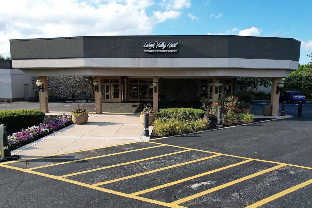 SureStay Plus Hotel by Best Western Lehigh Valley photo 39