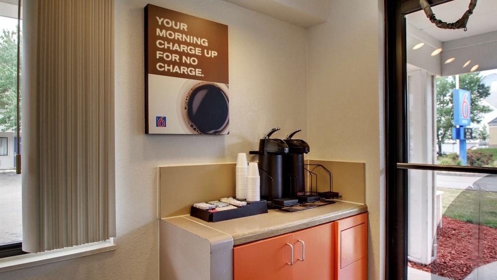 Motel 6 Cedar Rapids, IA photo 26
