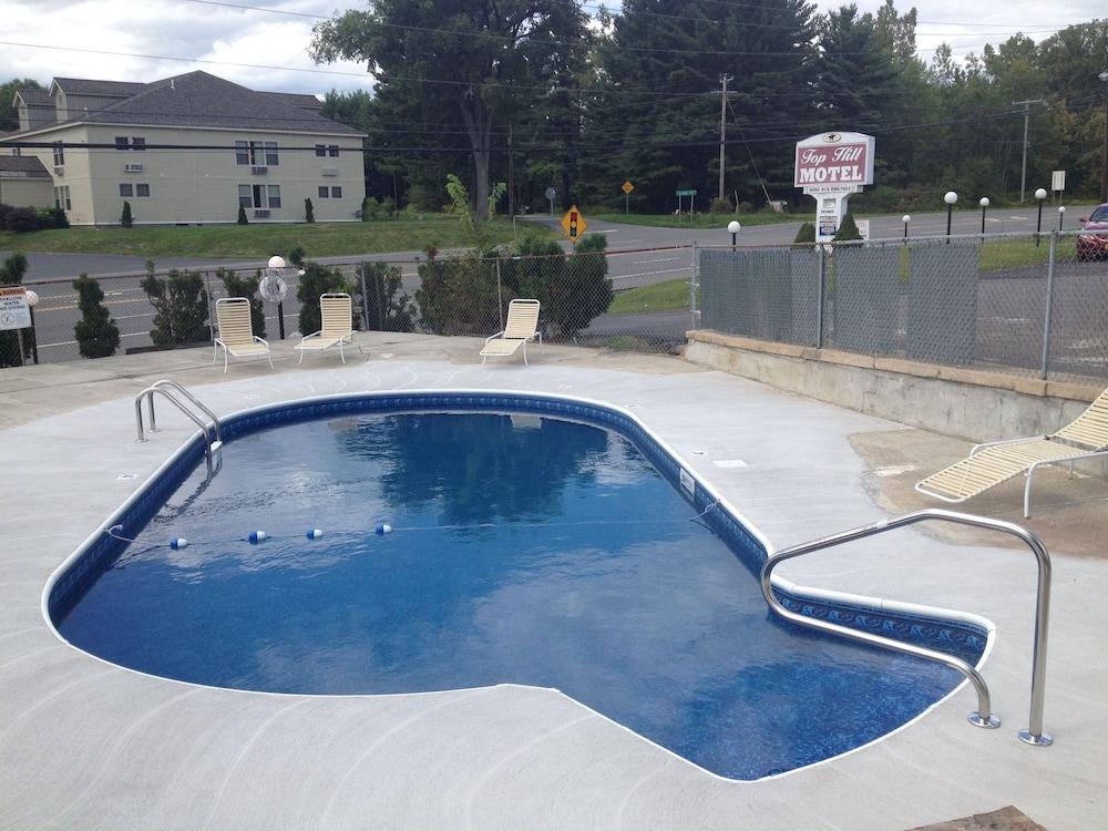 Top Hill Motel photo 18