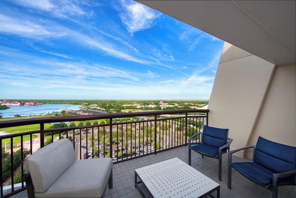 Disney's Contemporary Resort photo 14