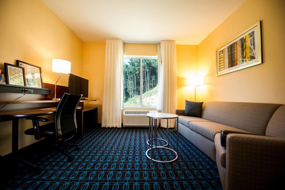 Fairfield Inn & Suites Cambridge photo 45