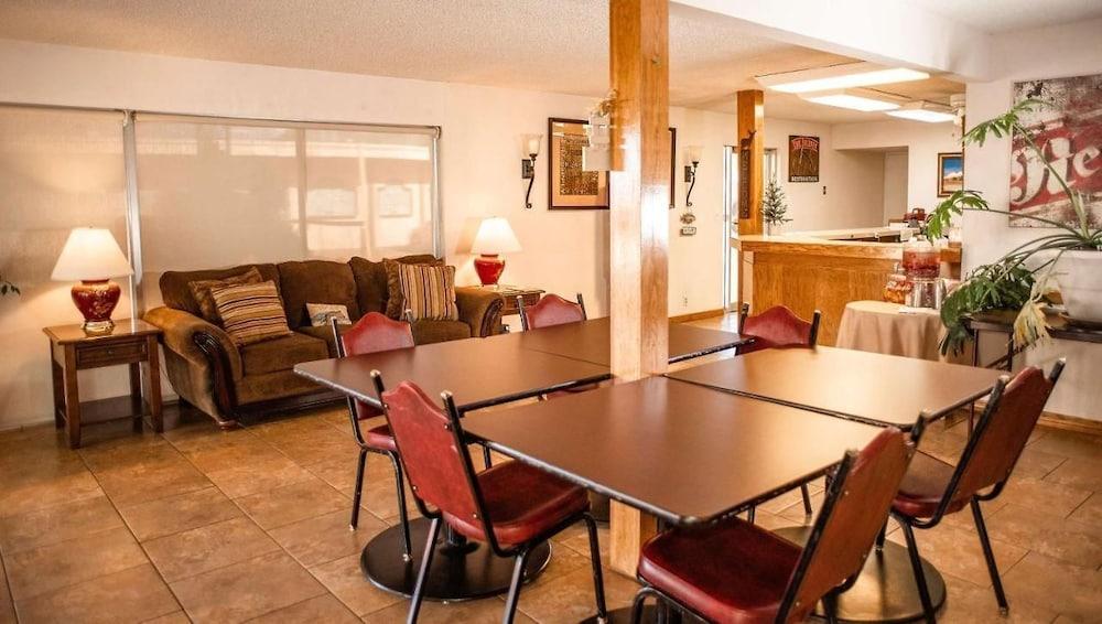 Wayfarer Inn Woodward photo 3