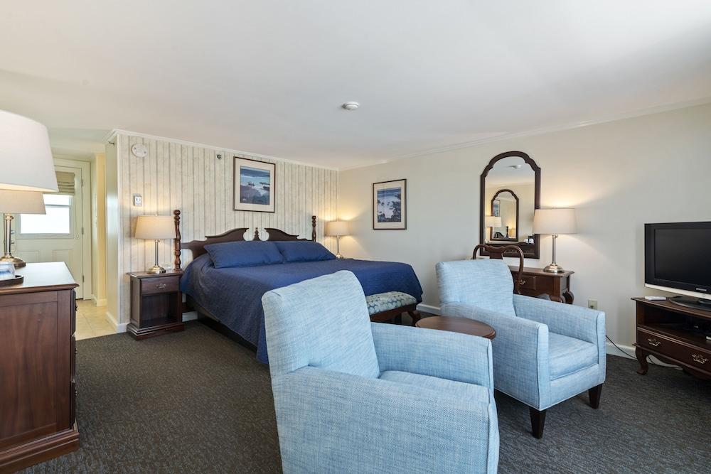 The Sparhawk Oceanfront Resort photo 37