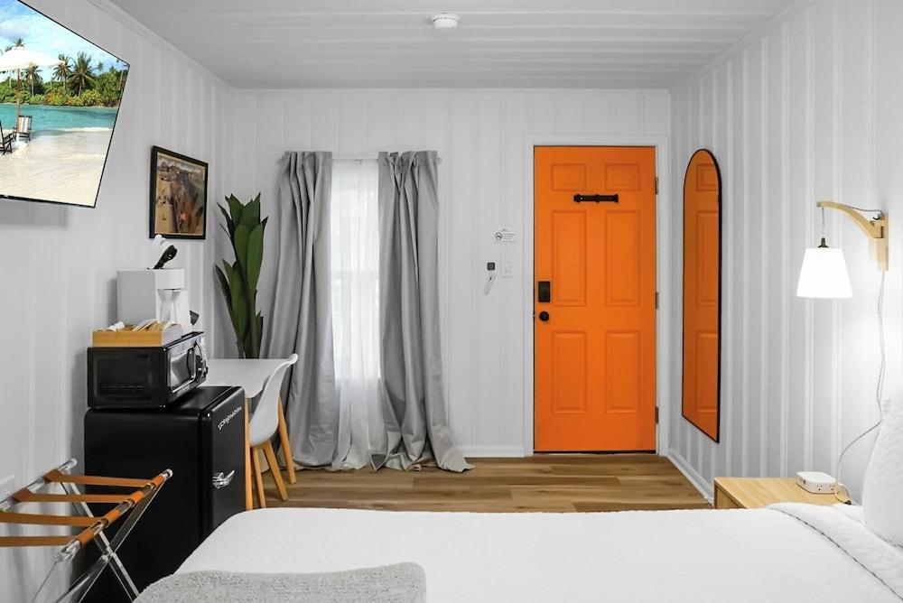 Boardwalk Inn photo 53