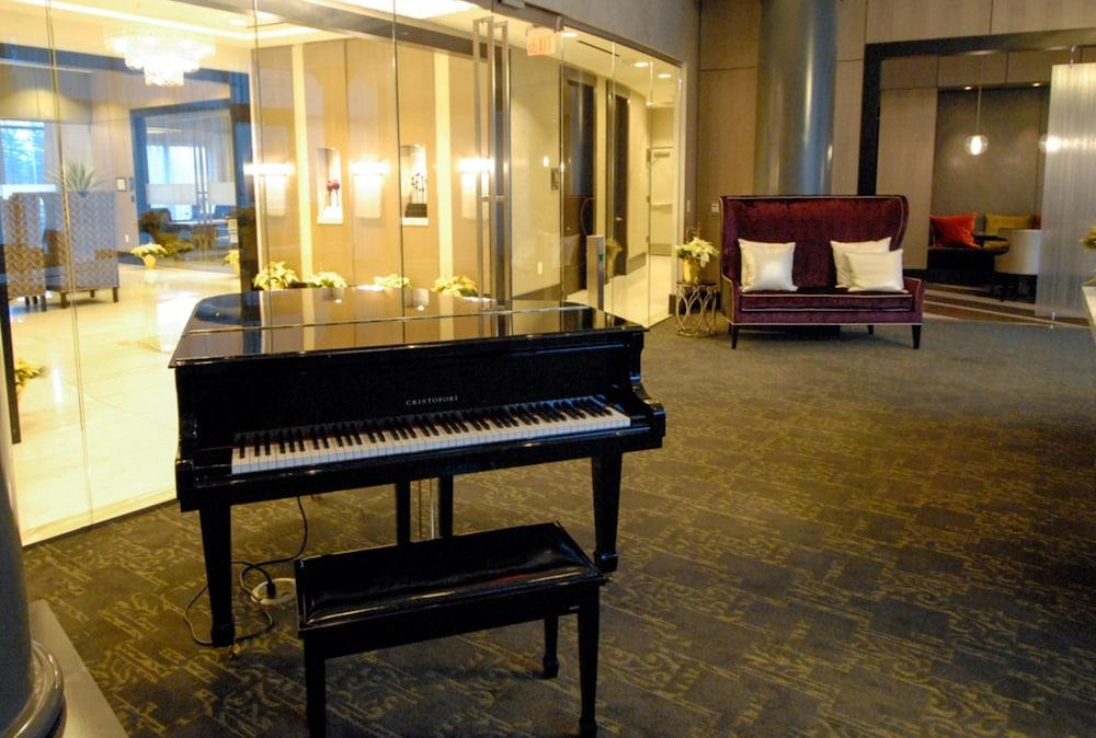 Bluebird Suites in Tysons Corner photo 15