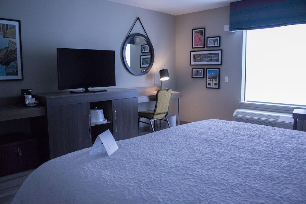 Hampton Inn & Suites Cranberry Pittsburgh photo 33