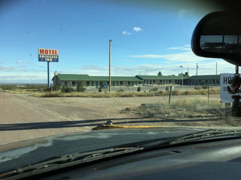 Americana Inn photo 9