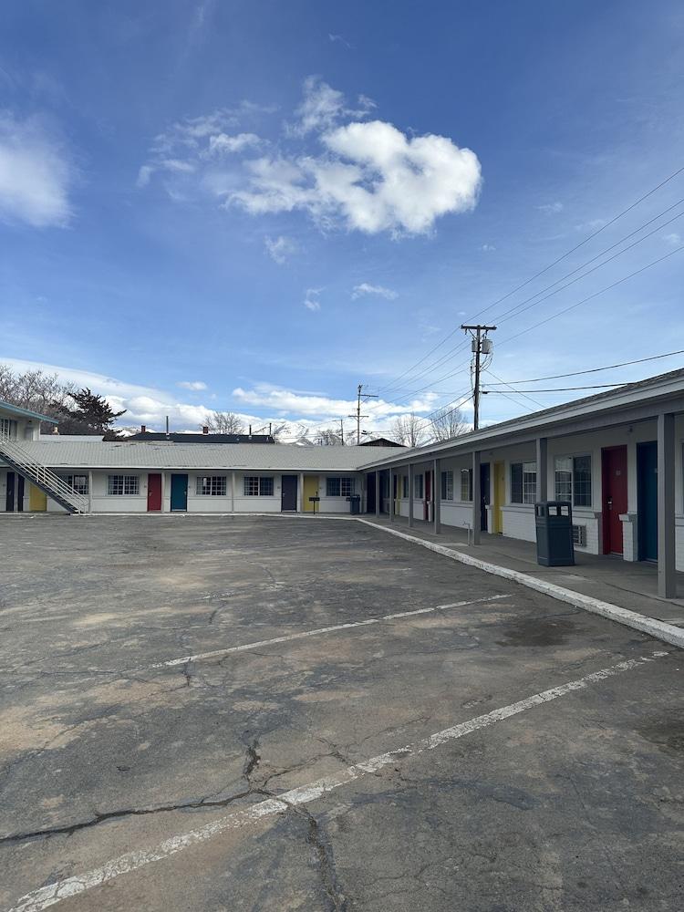 Signature Inn Winnemucca photo 32