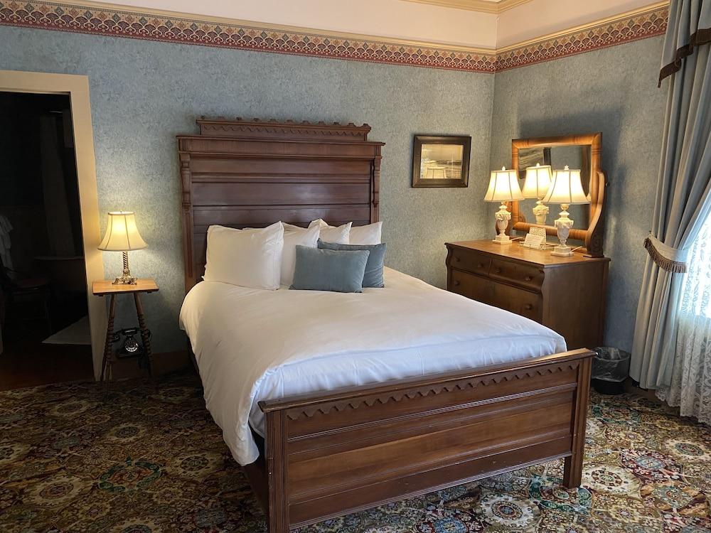 Atlantic Hotel photo 27