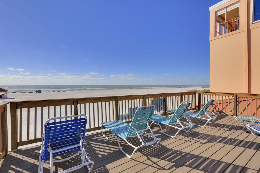 Dolphin Beach Resort photo 51