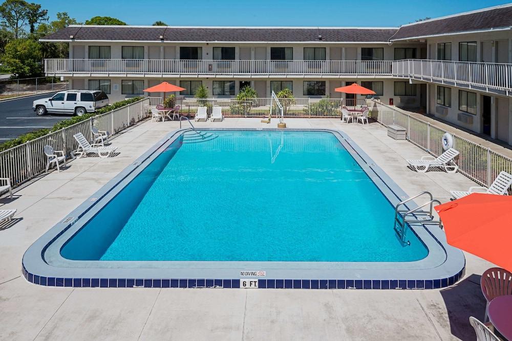 Rodeway Inn Kissimmee Maingate West photo 8