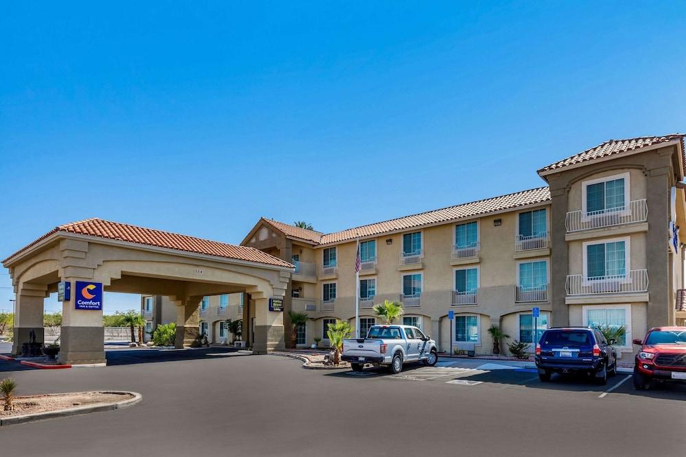 Comfort Inn & Suites El Centro I - 8 photo 12