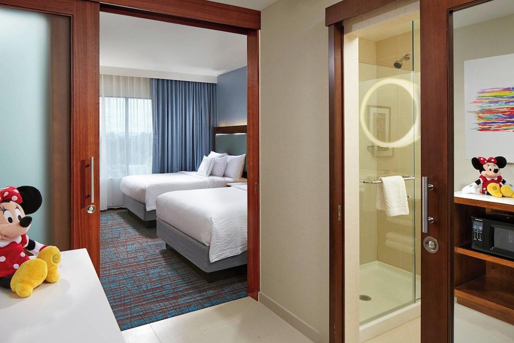 SpringHill Suites by Marriott at Anaheim Resort/Conv. Cntr photo 12
