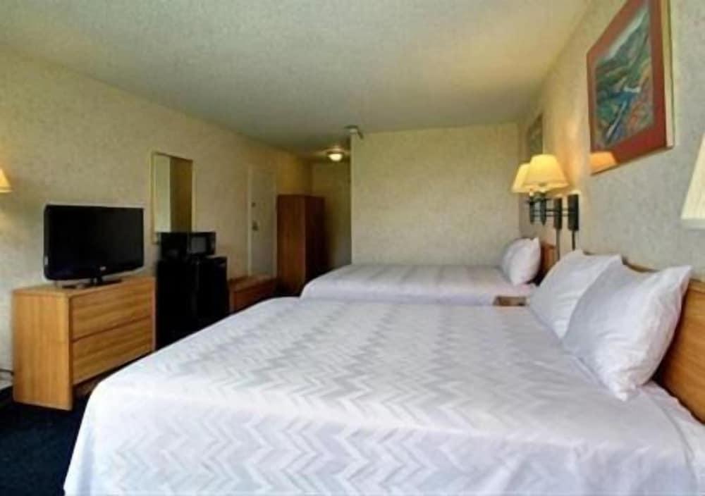 Airport Inn Flint photo 2