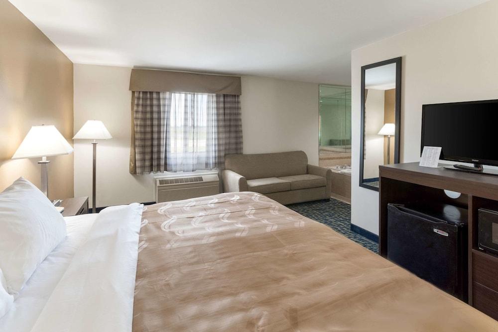 Quality Inn Rochelle photo 15
