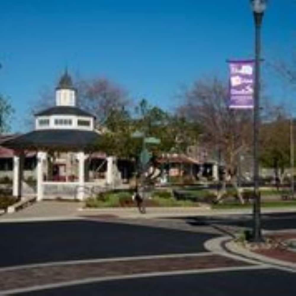Gateway Hotel, Trademark Collection by Wyndham photo 57