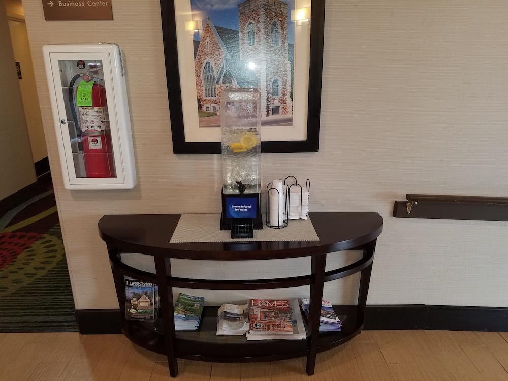 Comfort Inn North of Asheville photo 7