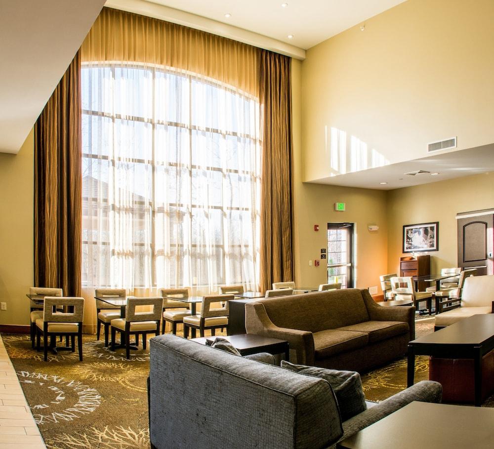 Staybridge Suites Schererville by IHG photo 3
