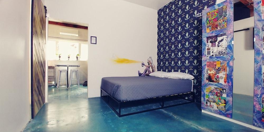 House of Trestles - Hostel photo 37