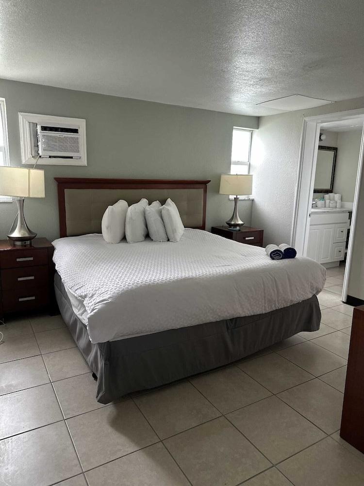 Clearwater Suites photo 11