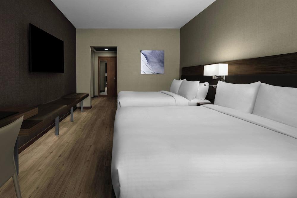 AC Hotel Lansing University Area photo 47