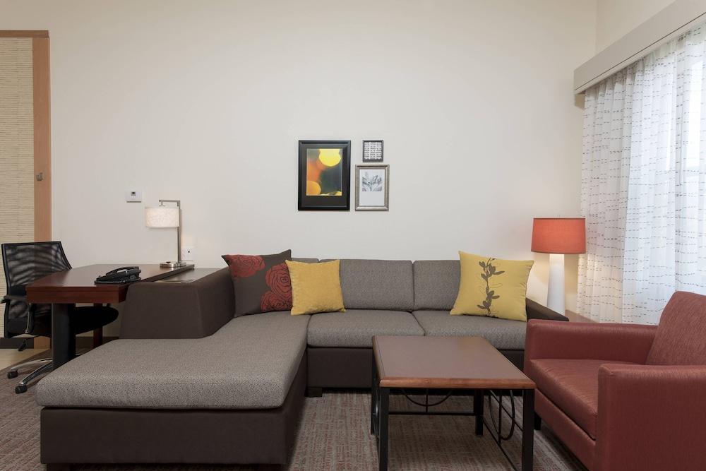 Residence Inn Marriott Moline photo 25