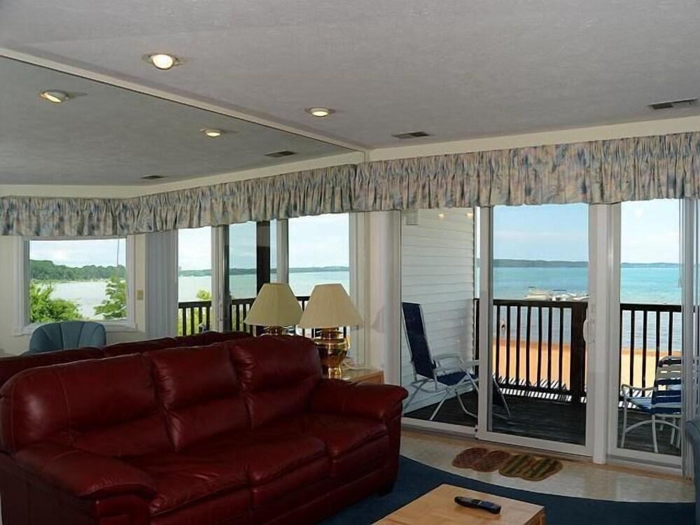 Beach Condominium Hotel photo 64