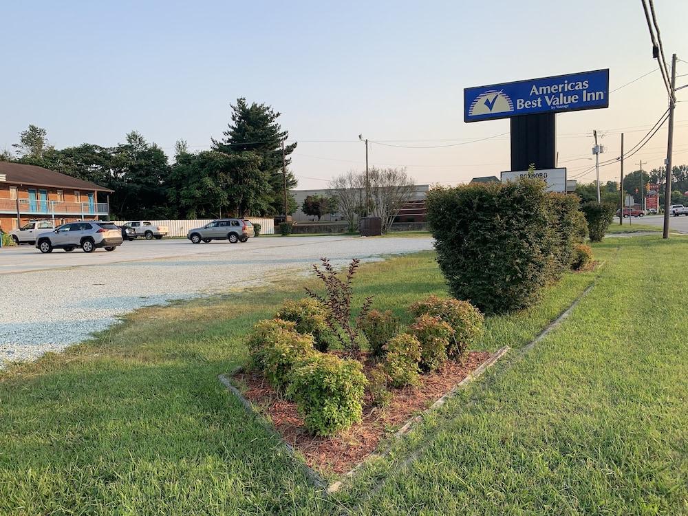 Americas Best Value Inn Roxboro photo 24