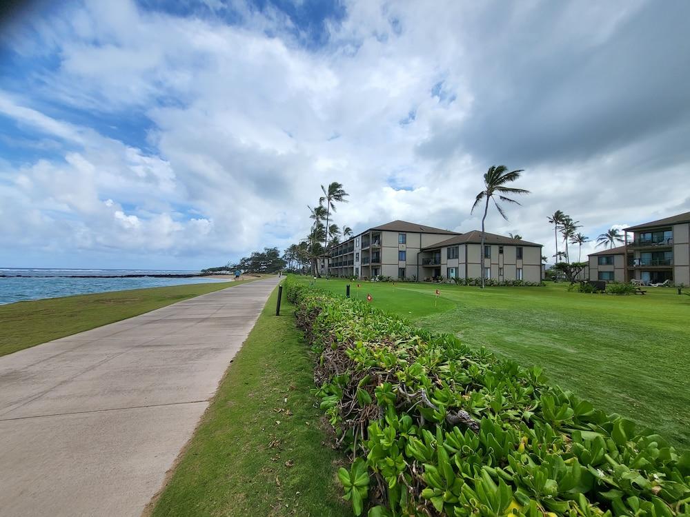 Pono Kai Condos photo 31
