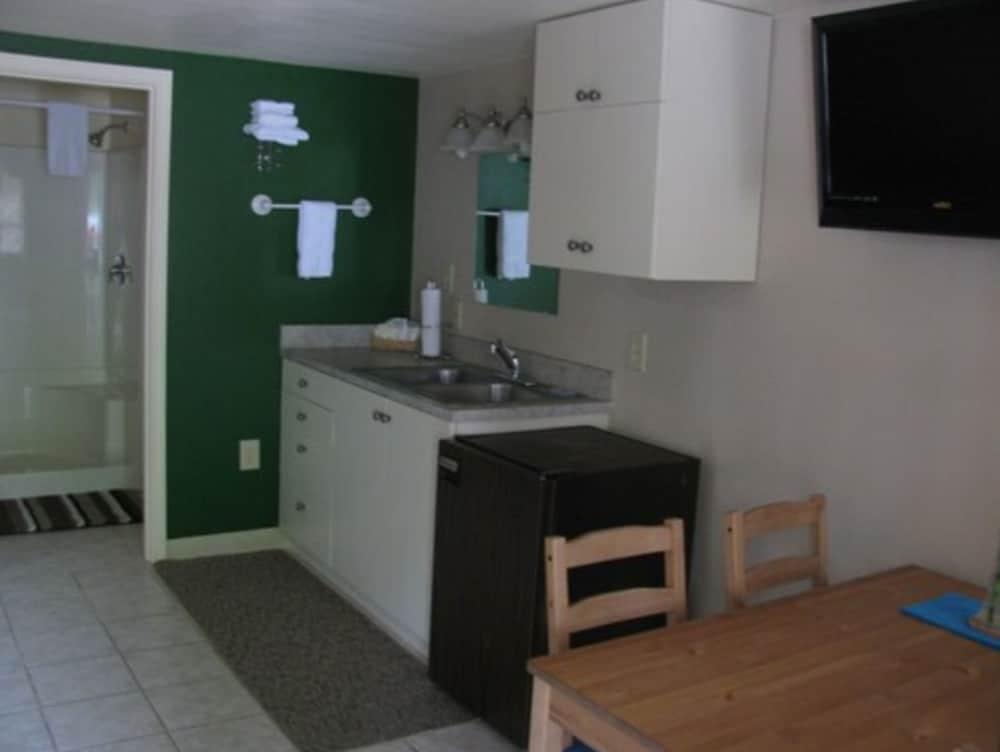 Riverwalk Inn photo 23
