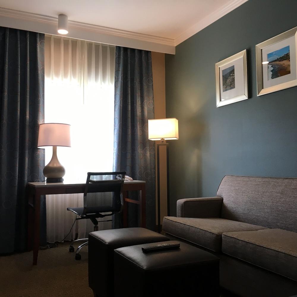 MainStay Suites John Wayne Airport by Choice Hotels photo 59