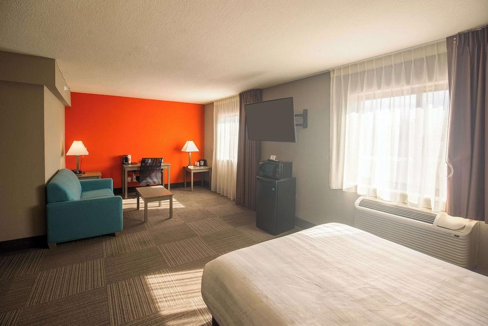 Quality Inn & Suites Hammond Near I-8090 photo 18