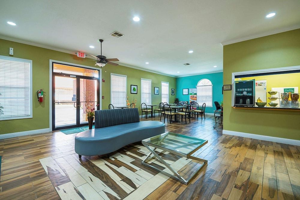 Quality Inn DeRidder photo 2