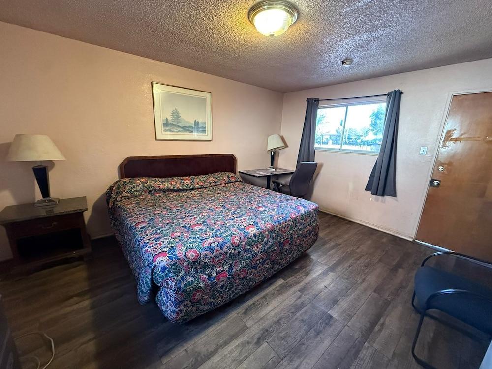 Springs Inn by Capital O I 25 photo 41