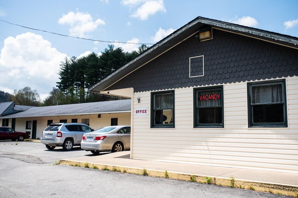 Summers Inn photo 5