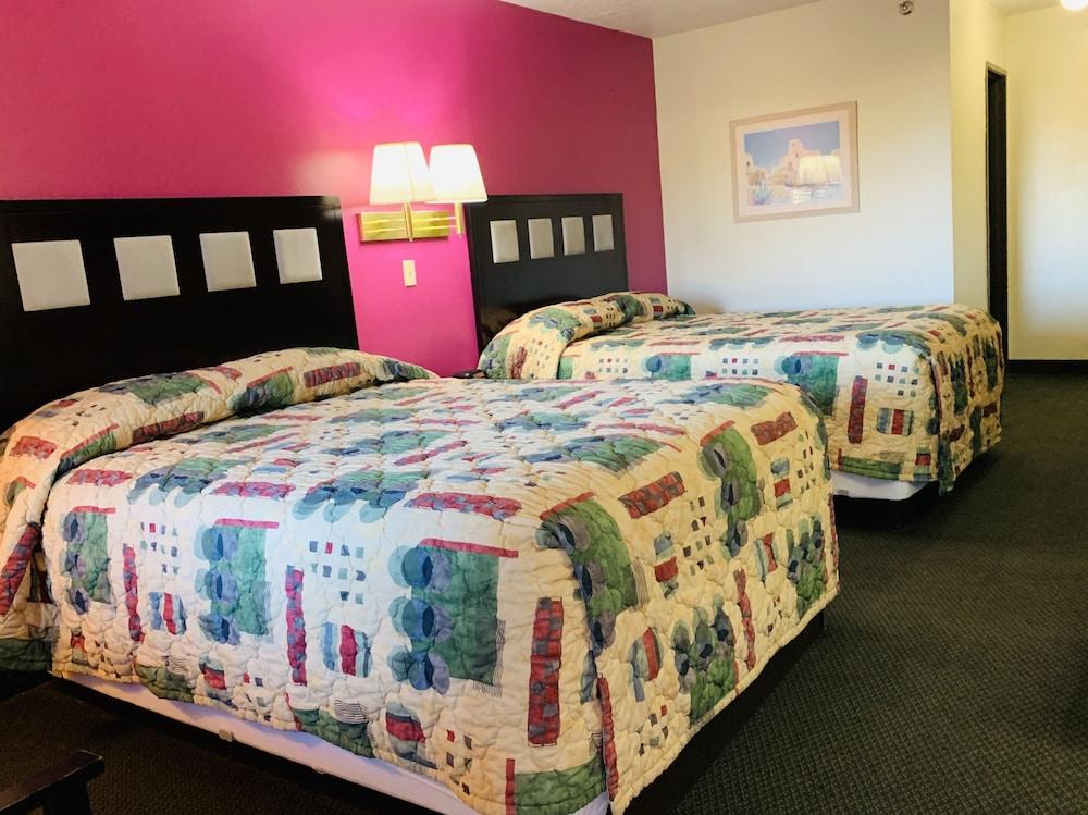 Luxury Inn photo 23